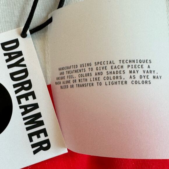 Daydreamer Rolling Stones Tee Crew Neck T Shirt Set List Tour Soft XS Cream - Picture 9 of 14